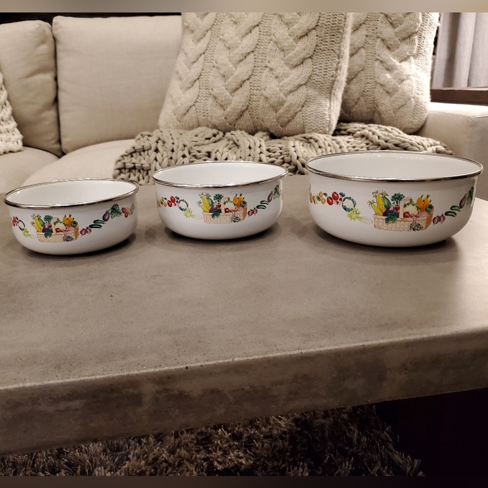 VINTAGE Kobe Kitchen Set of 3 Nesting Bowls, Enamel Metal, EUC